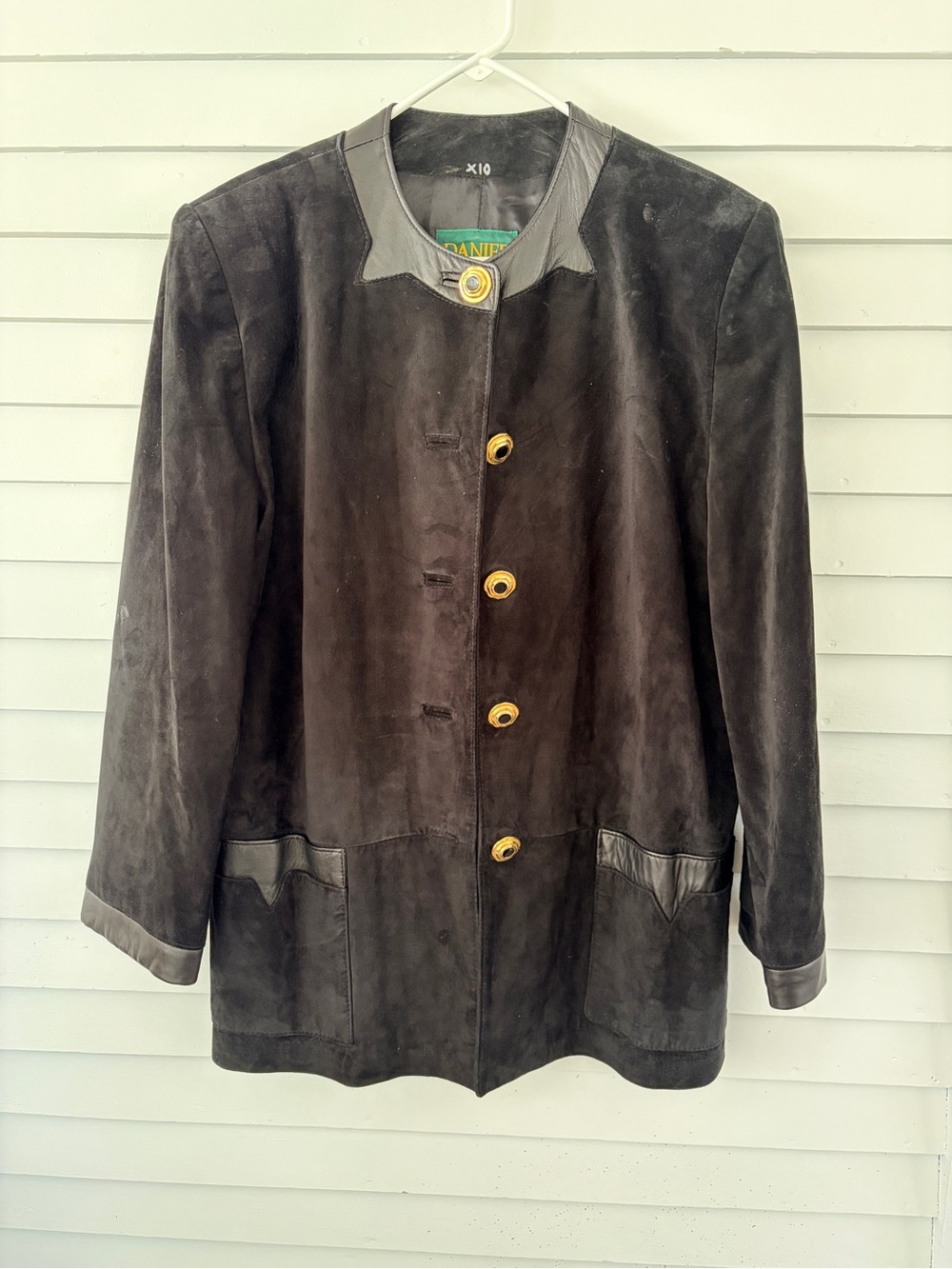 Band jacket, style vintage Danier  Leather-Trim Jacket with Gold Button